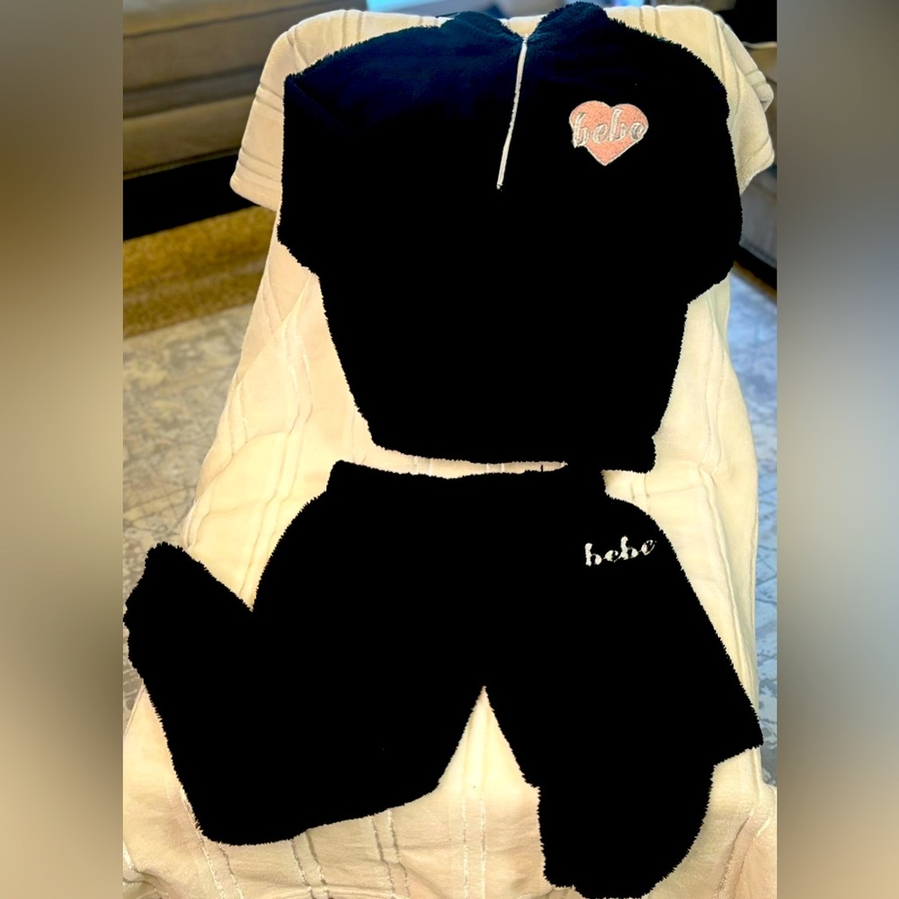bebe Girls' Jogger Tracksuit Set – 2 Piece Sherpa Fleece Quarter-Zip pull over.